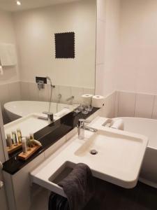 Koupelna v ubytování Hotel-Restaurant Zur Traube