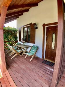 Patio lub wspólna przestrzeń na świeżym powietrzu w obiekcie Wypoczynek pod Lipami