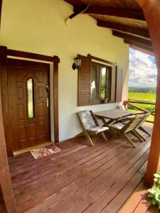 Balkon lub taras w obiekcie Wypoczynek pod Lipami