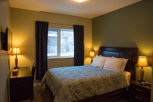 Downtown Whitehorse Deluxe 2 Bedroom Condo