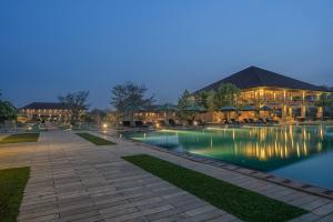 Swimmingpoolen hos eller tæt på Water Garden Sigiriya