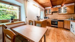 Fotografia z galérie ubytovania Apartamenty EverySky - Dom Wąska 3 v destinácii Karpacz