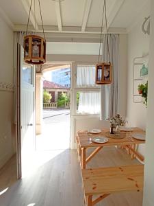 Et tv og/eller underholdning på Apartamento Loft-Cambados