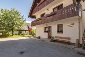 Budova, kde se apartmán nachází