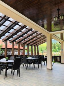 Restaurace v ubytování Pensiunea Maria