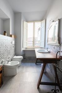 Kúpeľňa v ubytovaní Attico Luce B&B