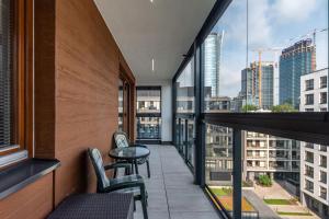 Balkon lub taras w obiekcie BG Apartments Grzybowska