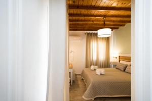 Imagen de la galería de Filoxenia Apartments, en Ornos