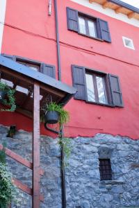 The building in which a panziókat is located