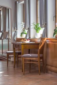 Posezení v ubytování Hotel Waldheim Garni
