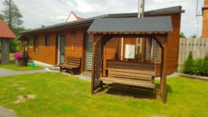 SusiecDomek MajowyMajowy z jacuzzi的相册照片