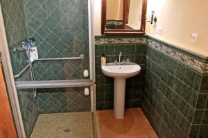Een badkamer bij Molino Cuatro Paradas