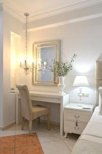 Posteľ alebo postele v izbe v ubytovaní Epavlis Luxury apts
