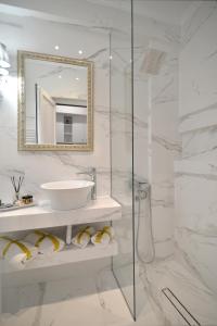 Kúpeľňa v ubytovaní Epavlis Luxury apts