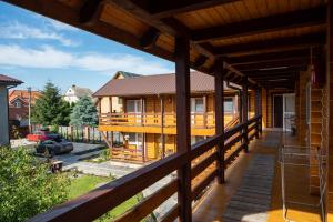 a house under construction on a deck at Rybatska 7 in Chornomorsk