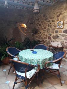 Fotografie z fotogalerie ubytování La Casa Del Teix v destinaci Eslida