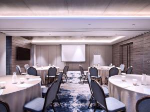 Poslovni prostori in/oz. konferenčna soba v nastanitvi Mercure Tangerang BSD City
