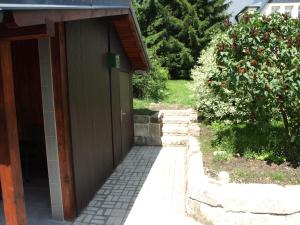 Zahrada ubytování Guest House LUFT Sněžník