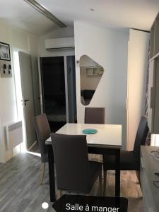 Fotografie z fotogalerie ubytování Mobilhome LAME v destinaci Gastes