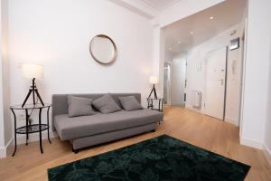 Część wypoczynkowa w obiekcie Bilbao High Apartment