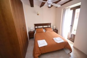 Postel nebo postele na pokoji v ubytování Apartamentos Casa Les Valeres