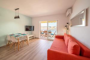 Televízia a/alebo spoločenská miestnosť v ubytovaní Apartment Sofia