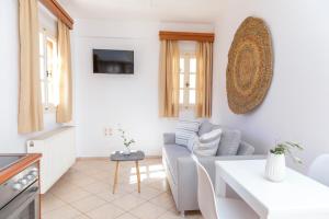 Χώρος καθιστικού στο Naxos Almyra Apartment 19