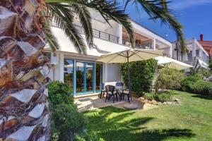 Zahrada ubytování Apartments Villa Ana