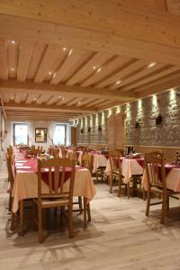 Restaurace v ubytování Hotel GALENO - 3 Cime View - + 37 fotografií