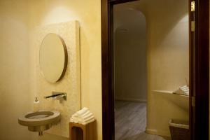 Ванная комната в K108 Hotel Doha