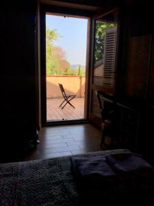 A seating area at Fontebella