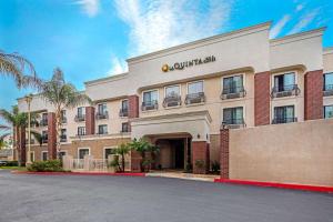 a rendering of the front of a hotel at La Quinta by Wyndham Temecula in Temecula