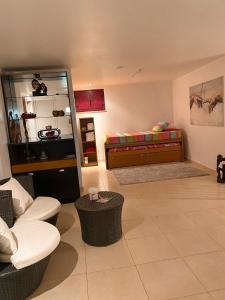 Posezení v ubytování quarto familiar zona guimaraes
