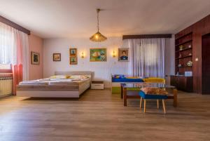 Posteľ alebo postele v izbe v ubytovaní Apartments DESA