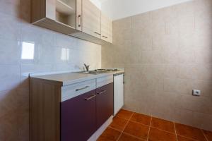 Kuchyňa alebo kuchynka v ubytovaní Apartments DESA