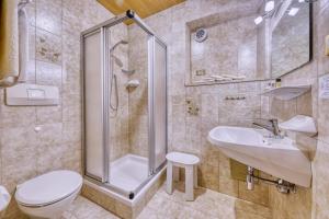 Koupelna v ubytování Hotel Stefanie
