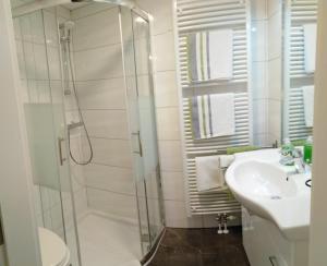 A bathroom at Ferienhaus Bauer Wohnung 2