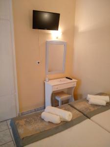 A bathroom at Celeste Golden Beach