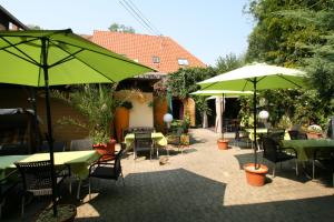 Ресторан / й інші заклади харчування у Landgasthof Sonne
