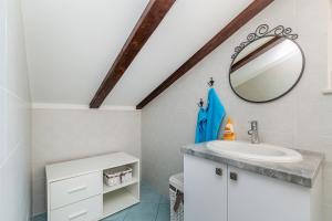 Fotografie z fotogalerie ubytování Holiday house MASLINA v destinaci Krk