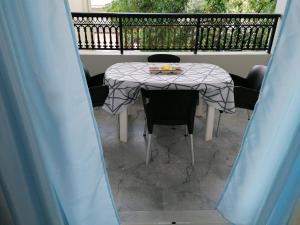 A balcony or terrace at 85 sqm Apartments New Panorama ELECTRIC CAR ΦΩΡΤΗΣΗΣ STATION