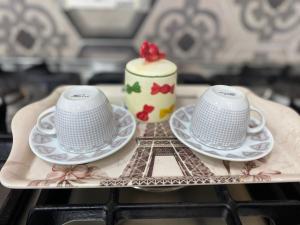 Coffee and tea making facilities at Casa del Credente
