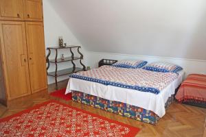 Posteľ alebo postele v izbe v ubytovaní Illés Apartman
