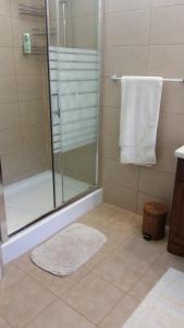 Ein Badezimmer in der Unterkunft Comfort and Views