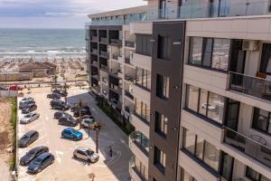 Γενική θέα στη θάλασσα ή θέα στη θάλασσα από  αυτό το ξενοδοχείο διαμερισμάτων