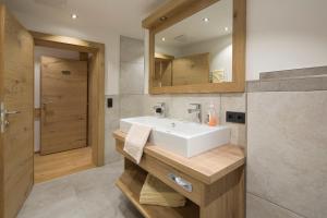 Ένα μπάνιο στο Appartement Haus Sonntal +60 φωτογραφίες