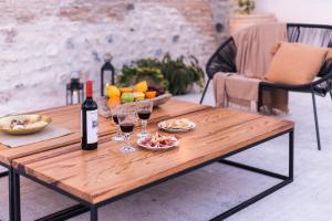 Nápoje v ubytování FERALA SUITES ALBAYZíN