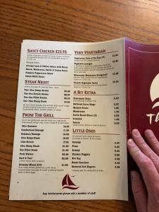 un menu pour un restaurant dans l'établissement DOVENBY SHIP, à Tallentire
