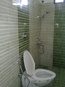 Ένα μπάνιο στο Immanuel Home Stay