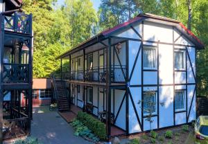 Budynek, w którym mieści się apartament